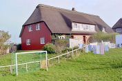 Haus Mommsen Whg Ost Ferienwohnung f&uuml;r 5 Personen  auf der Hallig Gr�de