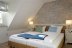 'Groes Doppelbett im Elternschlafzimmer (180 x 200) ohne Futeil'