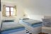 'Das zweite Schlafzimmer mit getrennten Betten, z.B. fr die Kinder.'