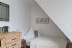 'Das zweite Schlafzimmer mit 2 Einzelbetten (je 90 x 190 cm) in den gemtlichen Dachschrgen.'