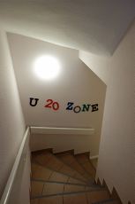 Zugang zur U 20 Zone