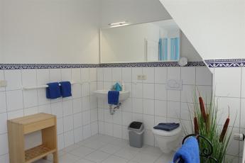 Das große Badezimmer im OG mit..