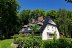 'Das Haus Eulenkamp 8a.b und c\nrechts befindet sich das Haus a, ganz links das Haus c'